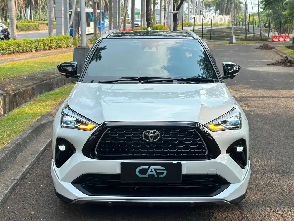 Toyota Yaris Cross GR Hybrid AT 2024