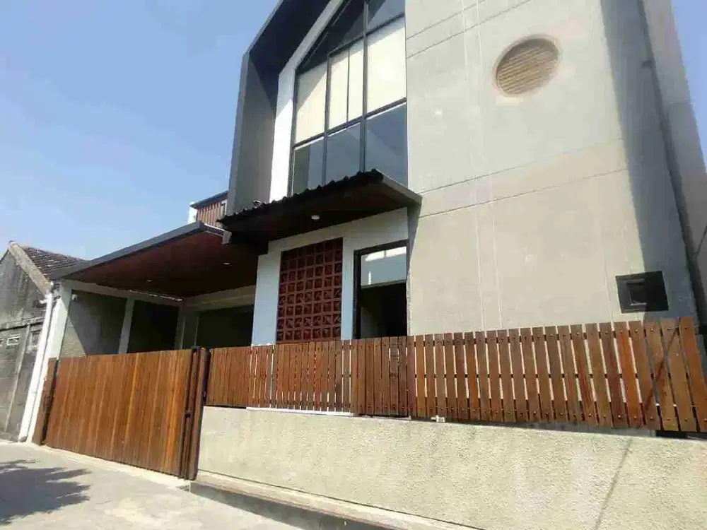 Cocok utk villa/guest house. View sawah-Merapi Yogyakarta