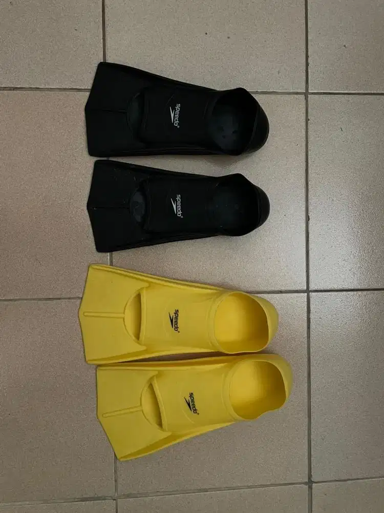 Sepatu katak anak speedo