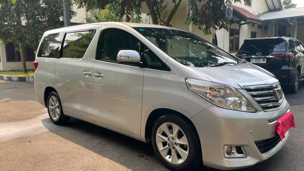 Alphard G 2.4 AT Tahun 2014