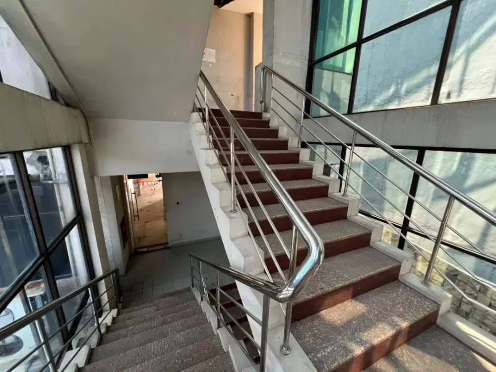 Stand Alone Building di Tanah Abang - Jakarta Pusat