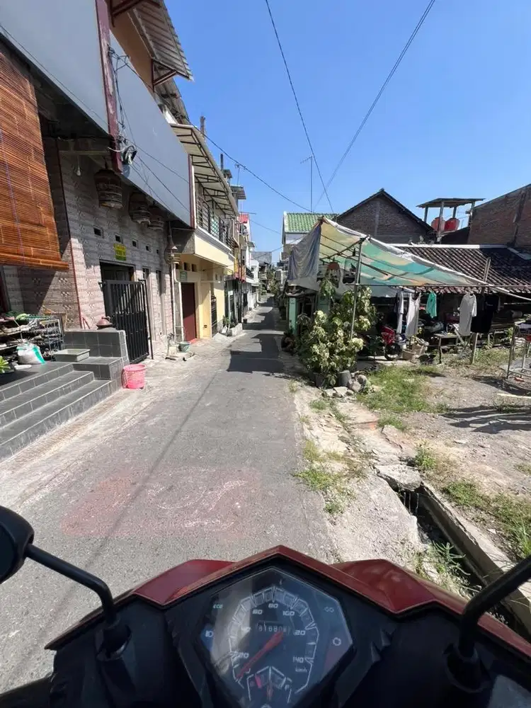 Tanah murah strategis uns jebres