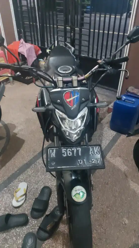 Honda cb150r tahun 2017