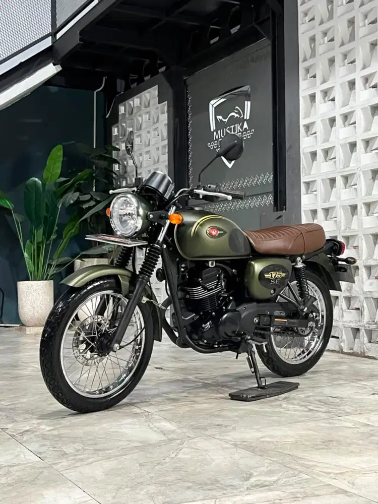 KAWASAKI W175 SE 2023 NIK 2022‼️ODO 1RB‼️-Chintia Mustika
