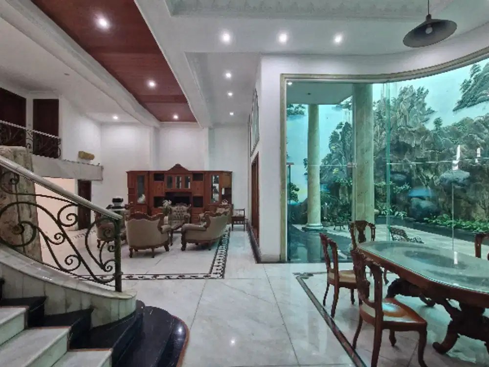 Rumah Puri Indah Jalan Boulevard Jakarta Barat