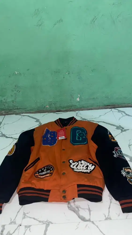 limited edition!! jaket varcity cosmonauts x persija