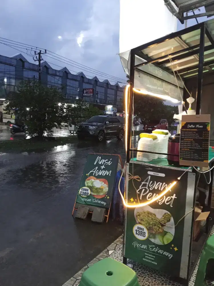 Butuh karyawati jaga ayam penyet cabe ijo