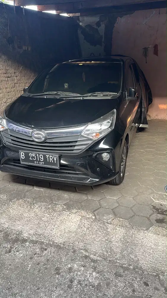 Daihatsu Sigra 1.2 R Deluxe AT 2021