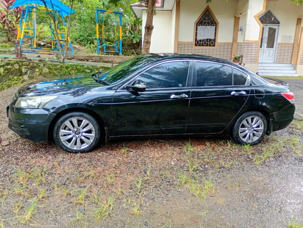 Dijual CEPAT Honda Accord Mulus Terawat