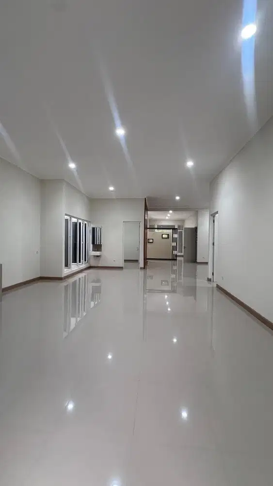 RUMAH MEWAH TENGAH KOTA DI DOKTER CIPTO SEMARANG