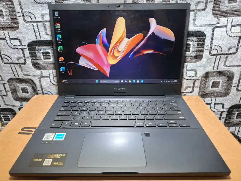 Laptop Asus ExperBook P2451FA Core i3 gen 10 ram 8gb ssd slim bazelles