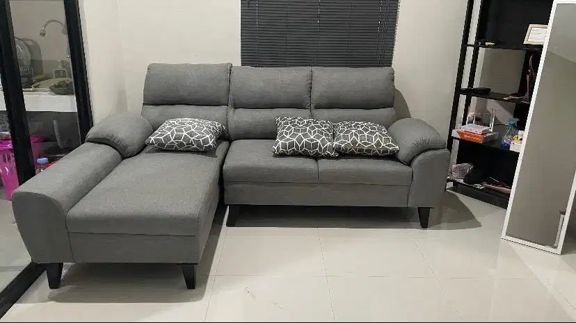 Sofa tamu maggio