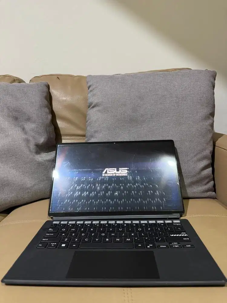 Asus Vivobook Slate 13 / T3300KA 2 in 1 Lengkap