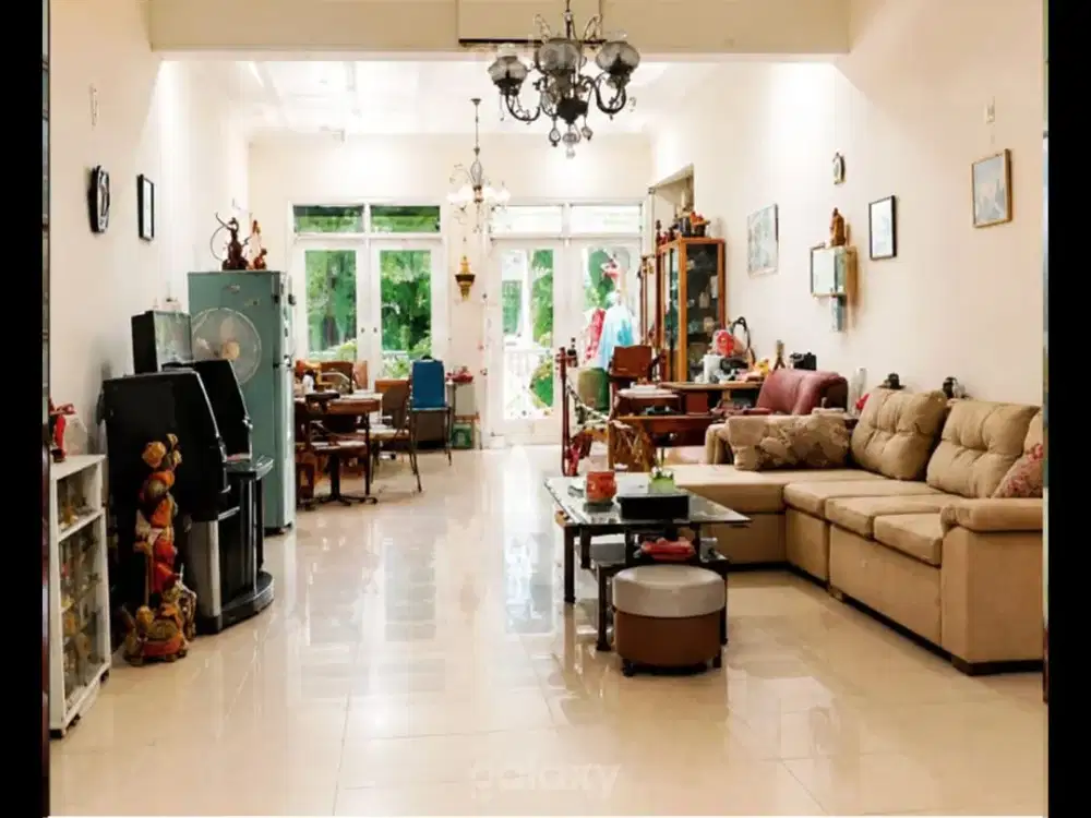 Rumah Berhalaman Luas Area Kayutangan Malang GMK04109
