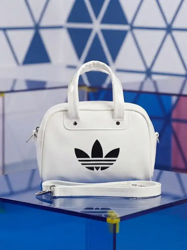 Tas Adidas adicolor glossy