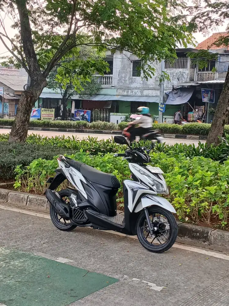 Honda vario 125Old (KZR)