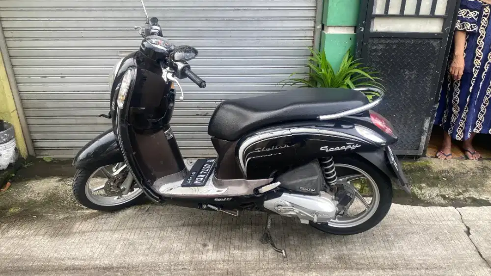 Jual Honda Scoopy 2017 warna hitam