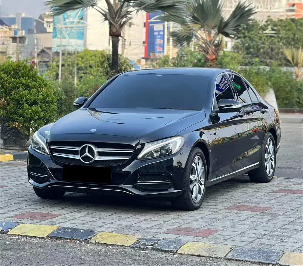 Mercy C200 Avantgarde W205 2014
