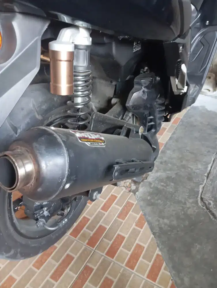 Jual knalpot buat nmax new atau aerox new