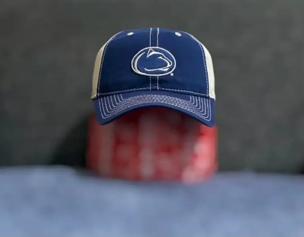 [RARE] Topi New Era Penn State Nittany Lions Trucker Strapback second