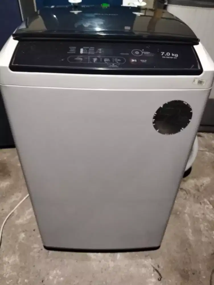 Jual mesin cuci meek sharp kap 7kg.siap antar siap pakai.mulus pisan