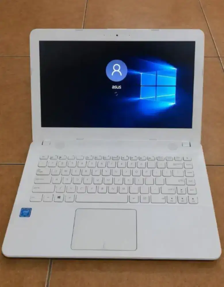 Asus x441na putih