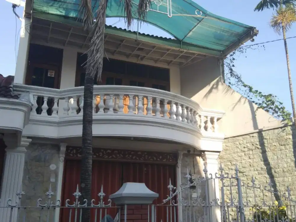 Rumah Jalan Sumbawa Stabelan Solo , PLN 2200 Watt