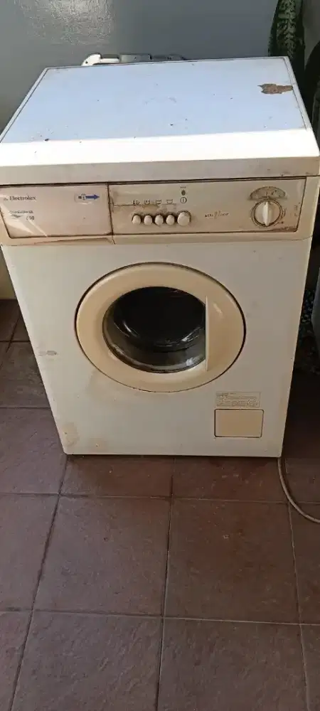 MESIN CUCI ELECTROLUX
