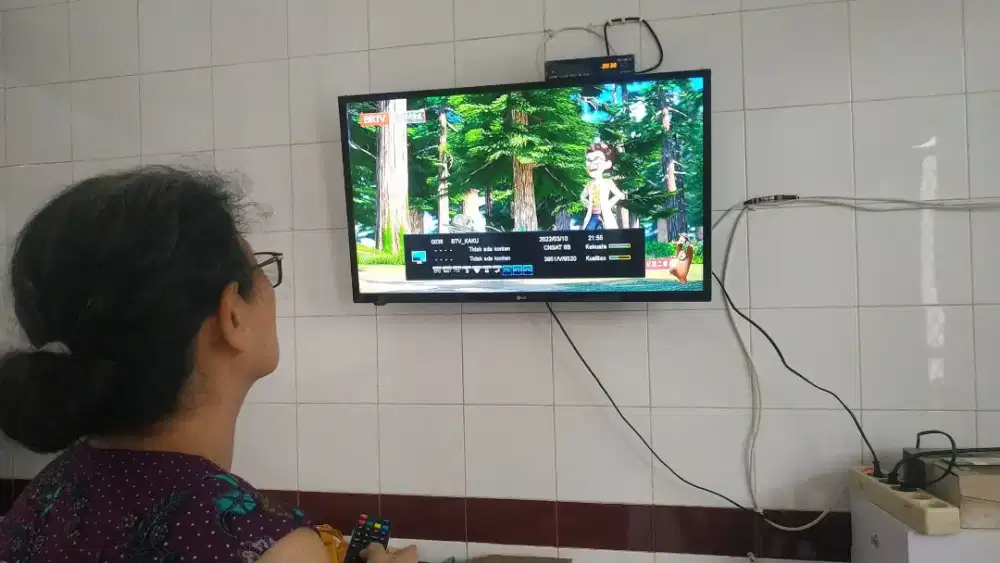 Antena digital parabola dan Cctv teknisi langsung,Wonokromo