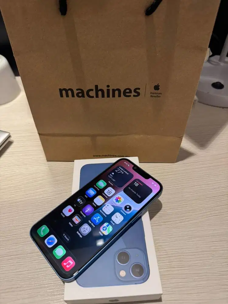 Iphone 13 128gb fullset mulus like new terdaftar beacukai imei aman
