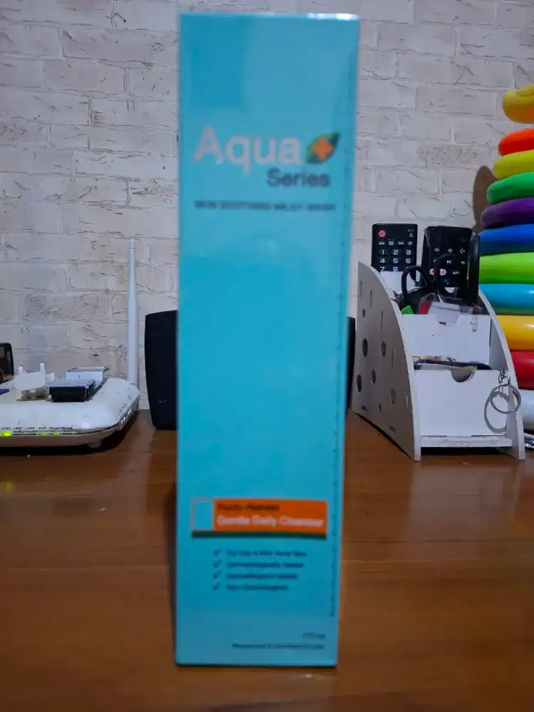 Aqua+ Series Skin Soothing Milky Wash (175 ml)