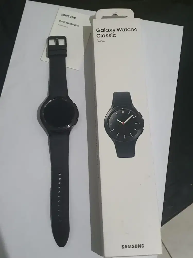 Samsung Galaxy Watch4 Classic (46mm Bluetooth - SM-R890)