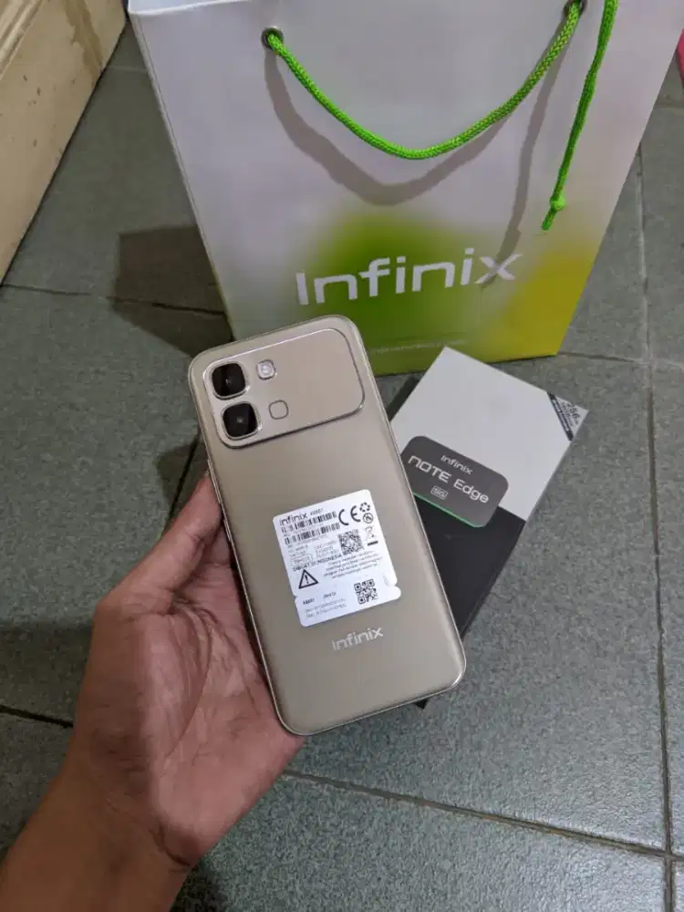 Infinix note edge 5g 8/256gb