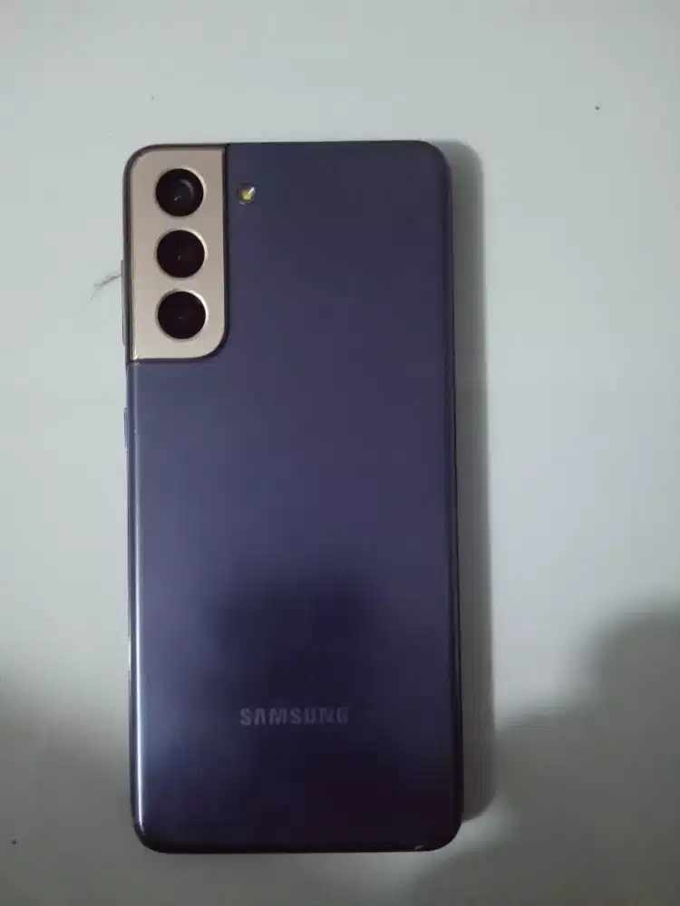 Samsung s21 8/128
