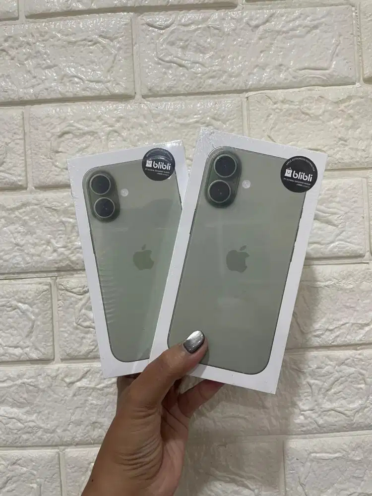 IPHONE 17 BRAND NEW