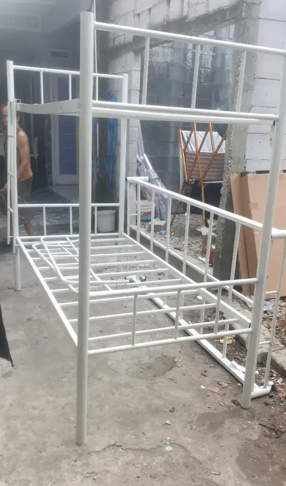 tempat tifur ranjang besi 3 in 1