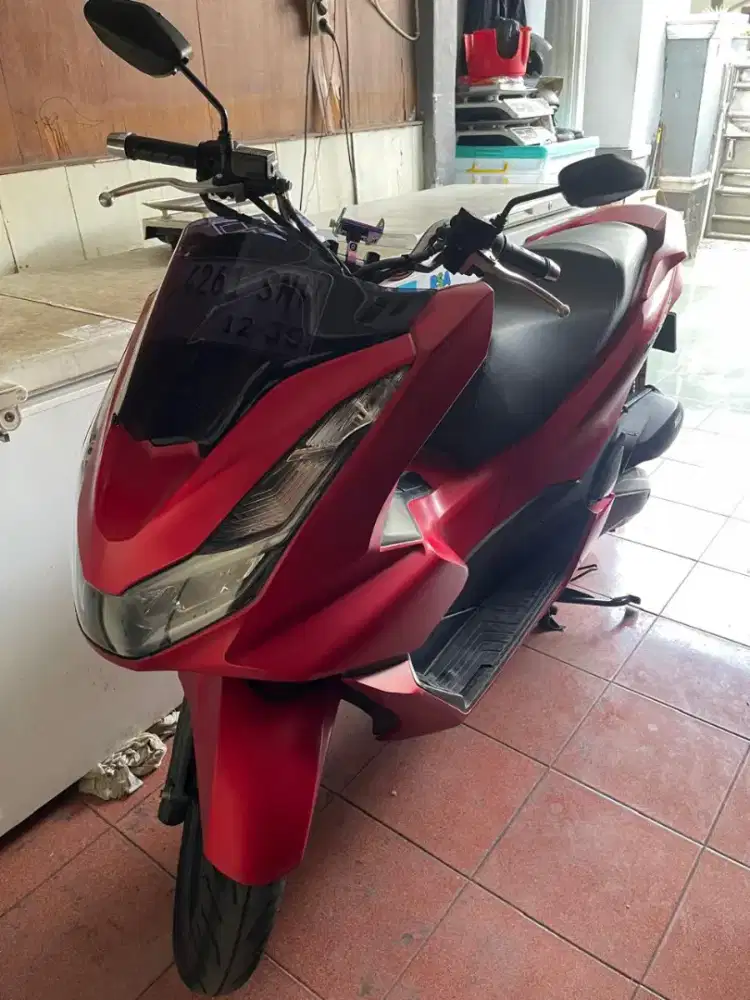 DIJUAL HONDA PCX 160 MERAH KONDISI BAGUS