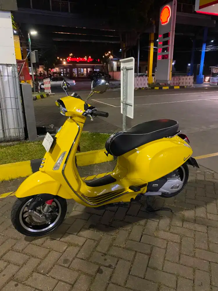 Vespa Sprint 2024