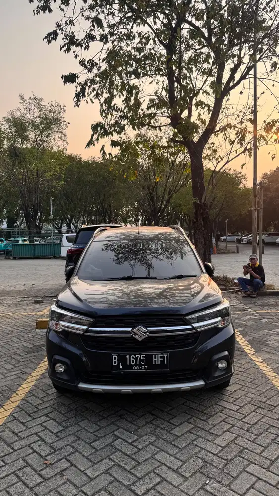 Dijual Suzuki XL7 Alpha AT 2022 – Hitam – Terawat – Jakarta Utara