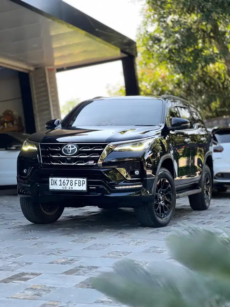 Fortuner Vrz GR 2.8 2023 Asli Bali KM 12rb