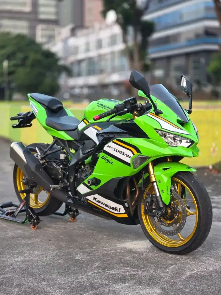 Kawasaki ZX25RR ABS TFT KM 4000