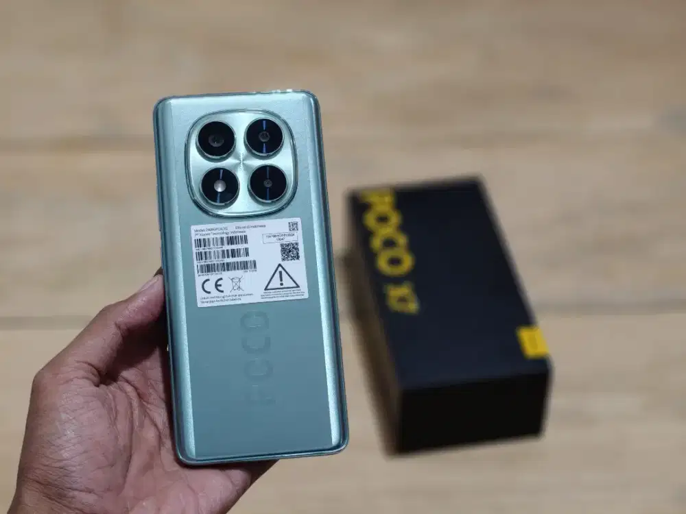 poco x7 5g 12/512 bisa tt