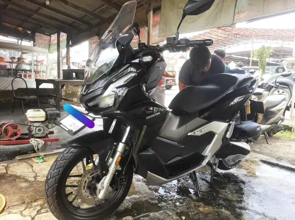 Adv 160 CBS 2025