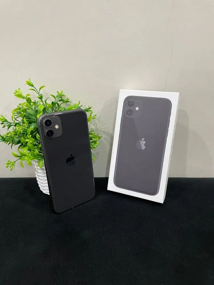 IPhone 11 128GB Black mulus Fullset BH 100% Sinyal Permanen