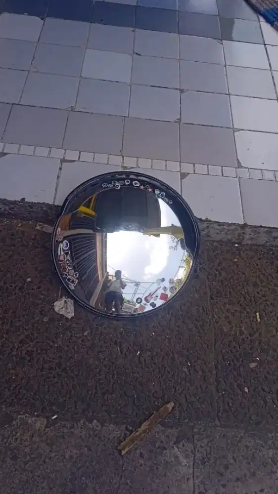 Dijual miror kondisi masih baru