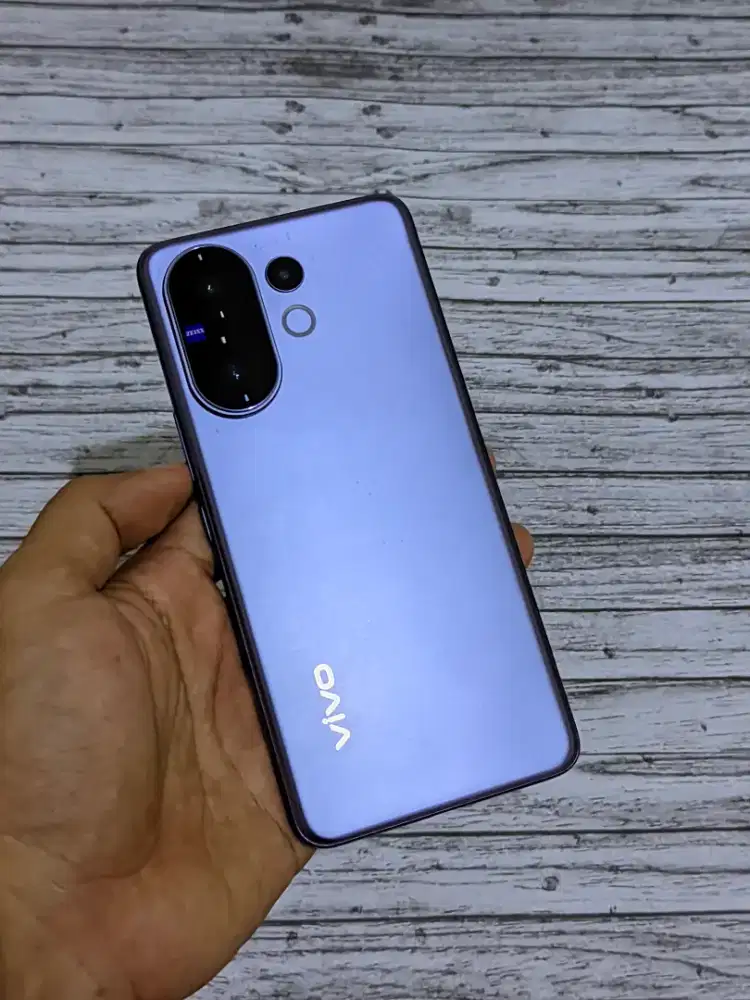 VIVO V60 5G RAM 8+8/256 MULUS