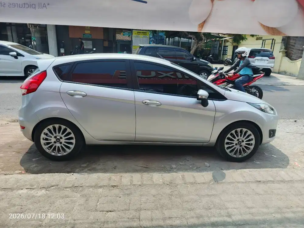 Ford Fiesta 2013 MT langka Asli Plat AD