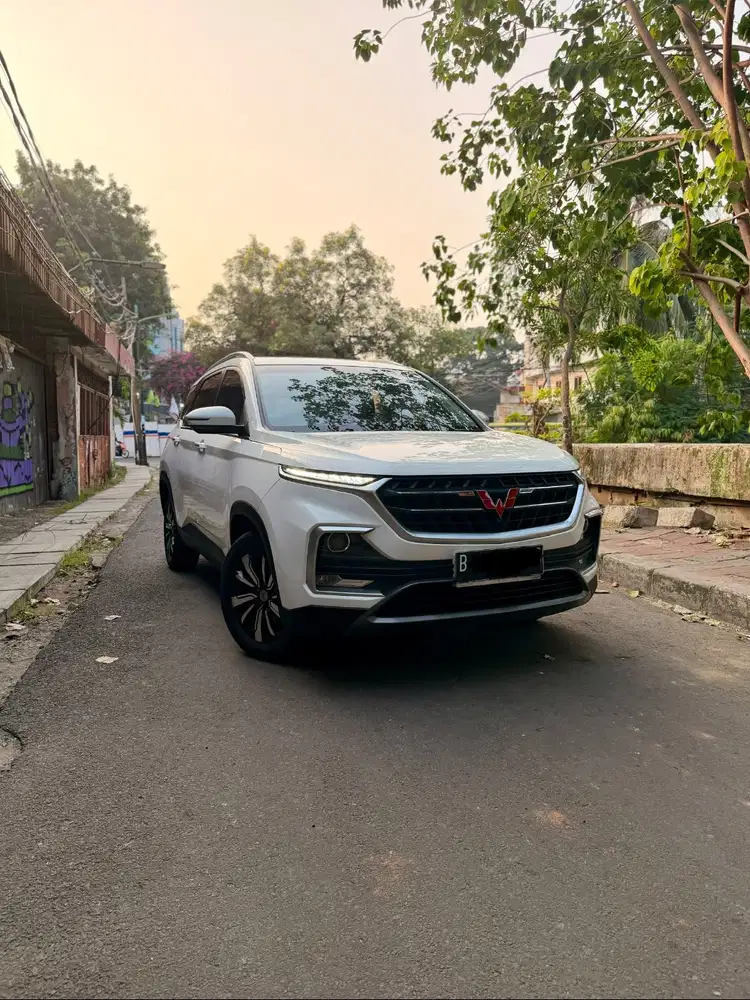 Wuling Almaz Exclusive 7 Seater 2019