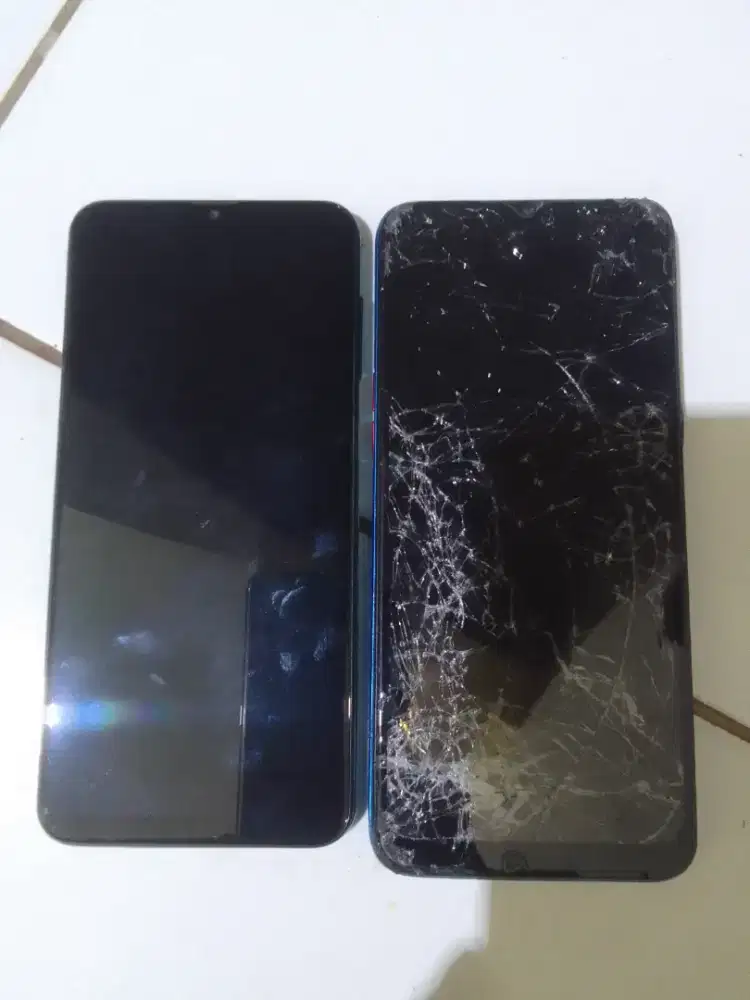 Samsung a30s 4/64 & realme C3 3/32
