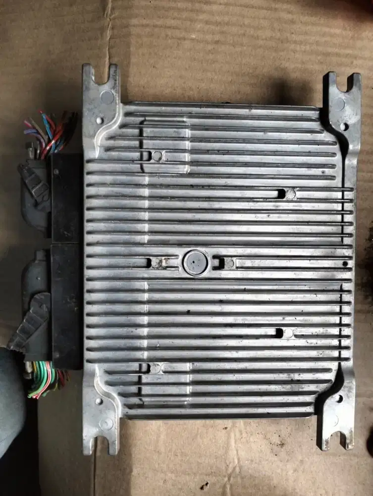 Dijual ecm & controlerpump komatsu pc200-8 mo